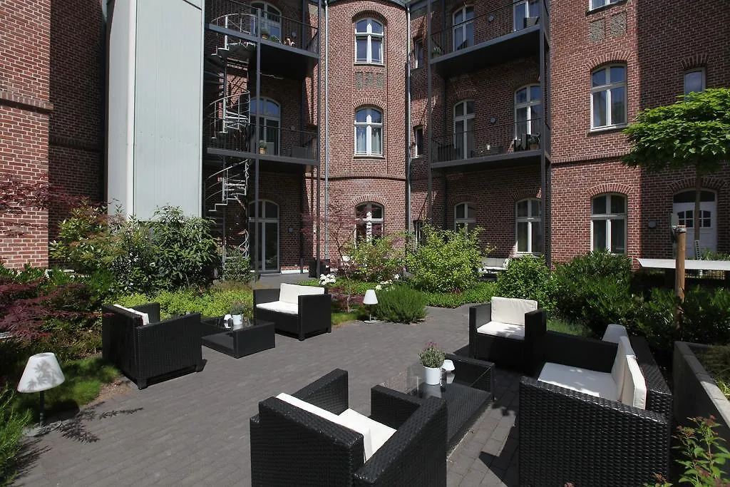 The Red Apartments Duesseldorf Aparthotel Dusseldorf