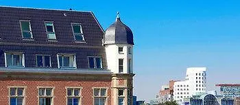 The Red Apartments Duesseldorf Germany