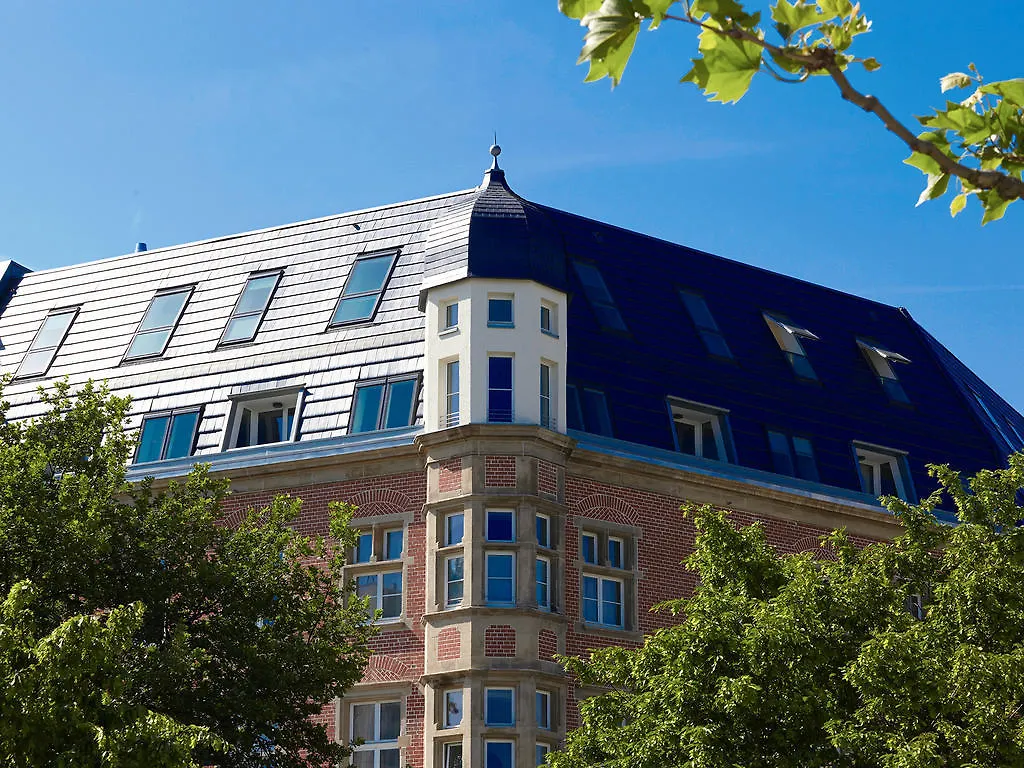 The Red Apartments Duesseldorf