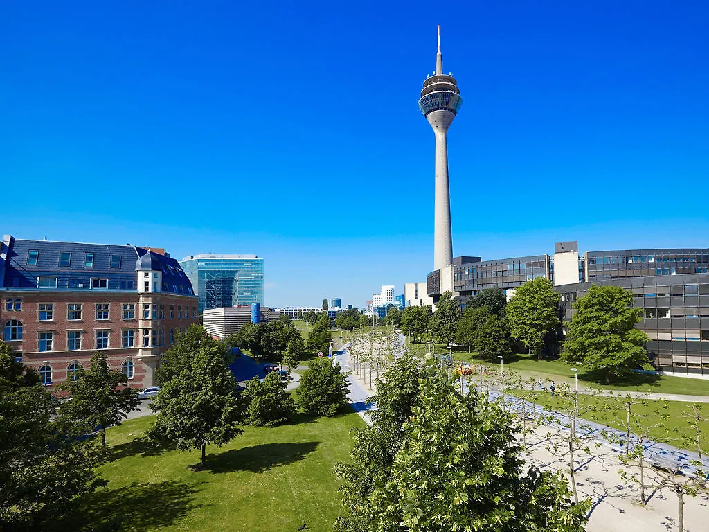 The Red Apartments Düsseldorf