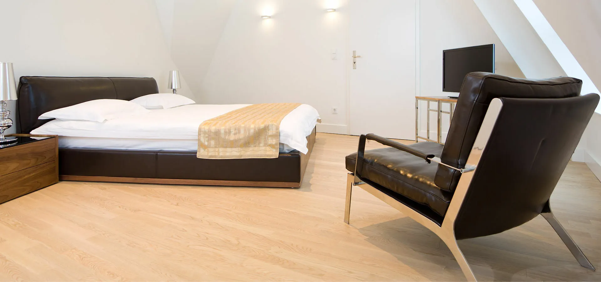 ***** Aparthotel The Red Apartments Düsseldorf Německo